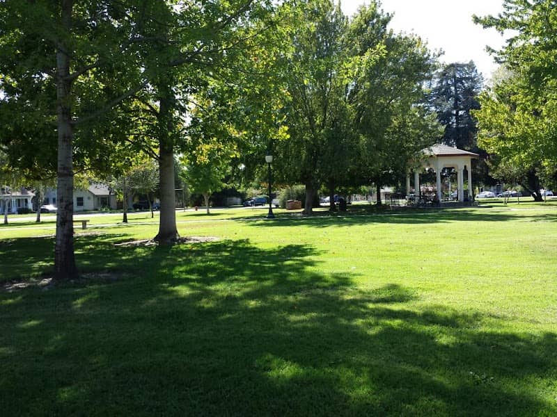 Library Park - Image 1