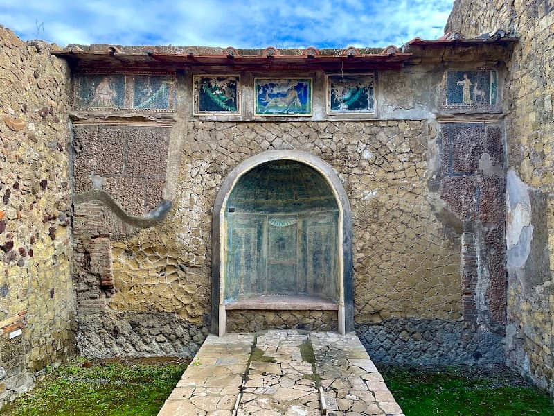 Casa dello Scheletro - Image 1