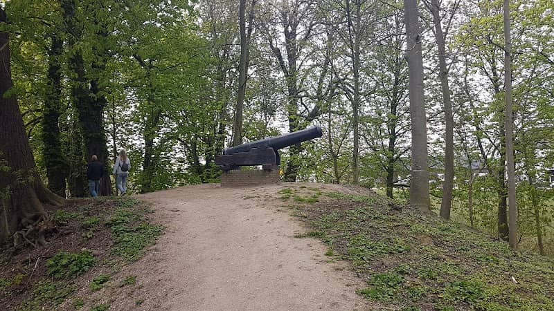 Kanon bij het gatje van opa - Image 1