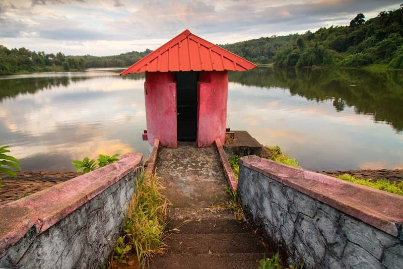 Poomala Dam Park - Image 1