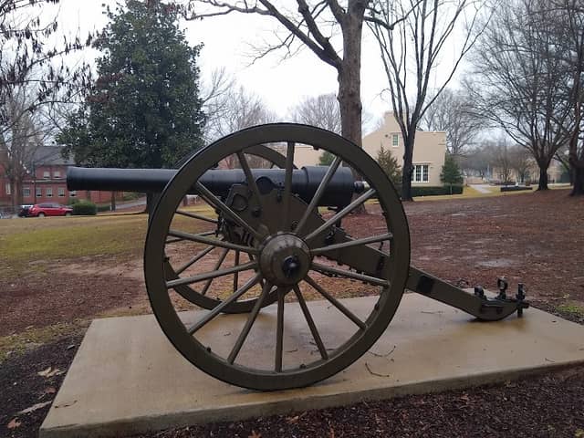 Milledgeville Historic District - Image 1