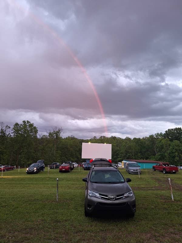 Jungle Drive In Theatre - Image 1