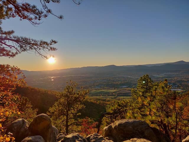Read Mountain Preserve - Image 2