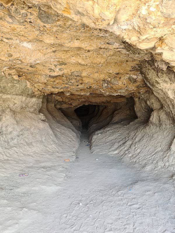 Jarnan Cave - Image 1