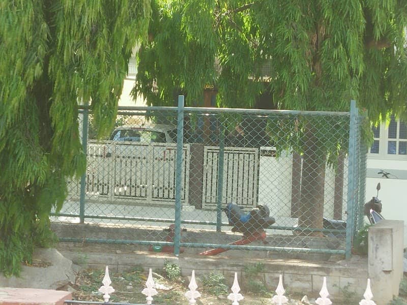 Lions Park - Image 1