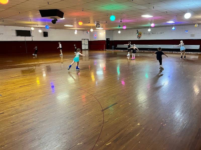 Holiday Skating Center - Image 2
