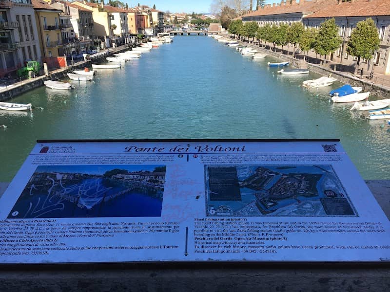 Gondola Service Peschiera del garda - Image 2