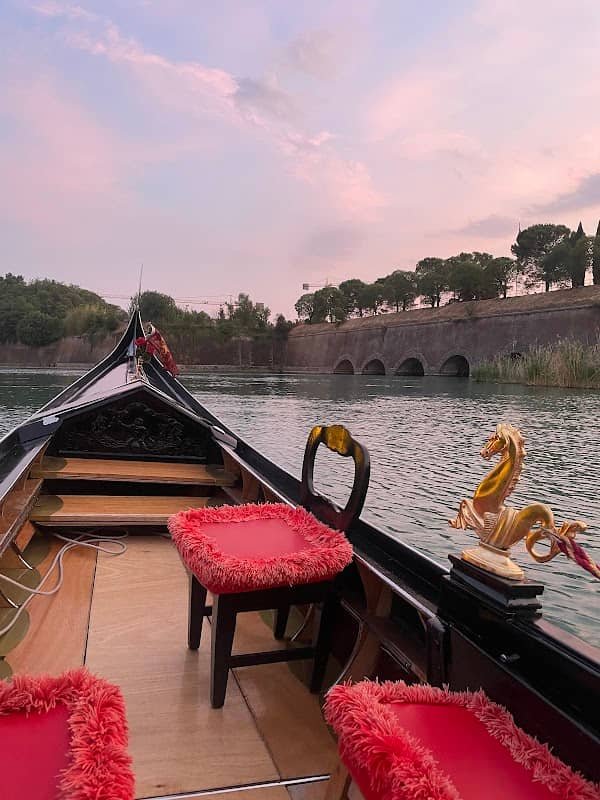 Gondola Service Peschiera del garda - Image 1