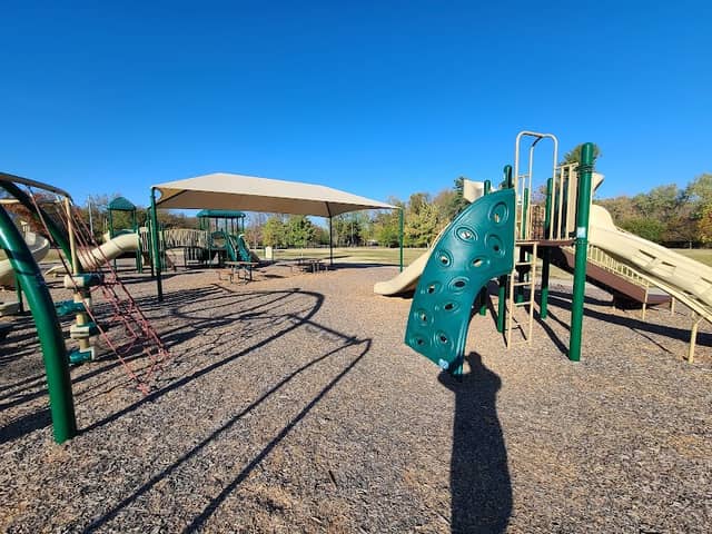 Wikle Park - Image 1