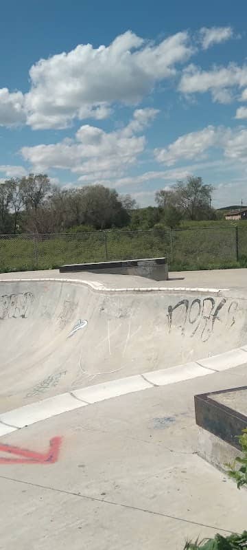 Manderson Skate Park - Image 1