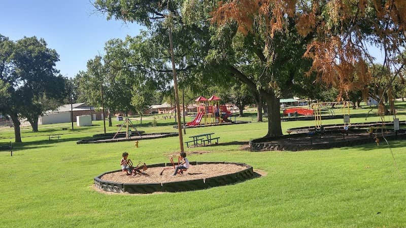 Seymour City Park - Image 2