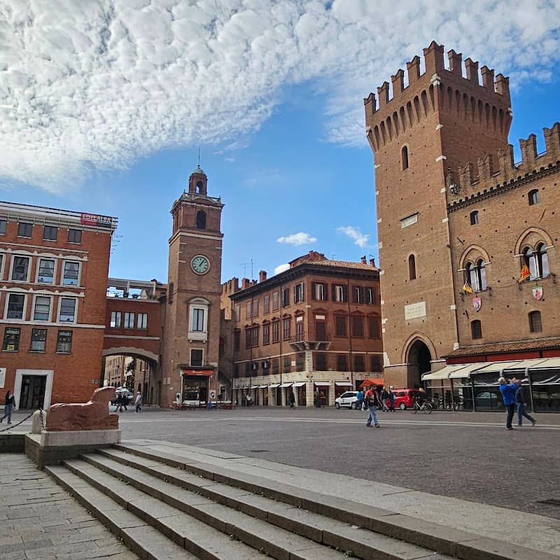 Centro Storico Ferrara - Image 2