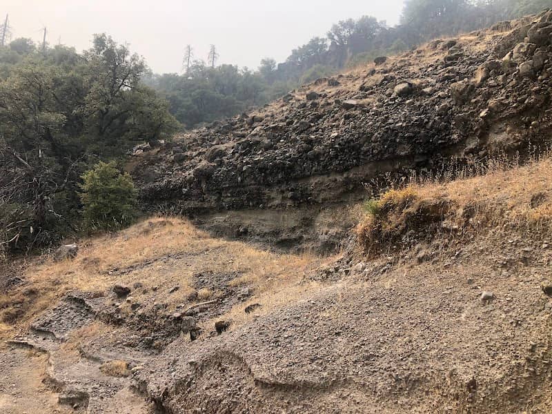 Lava Bluffs Trailhead - Image 2