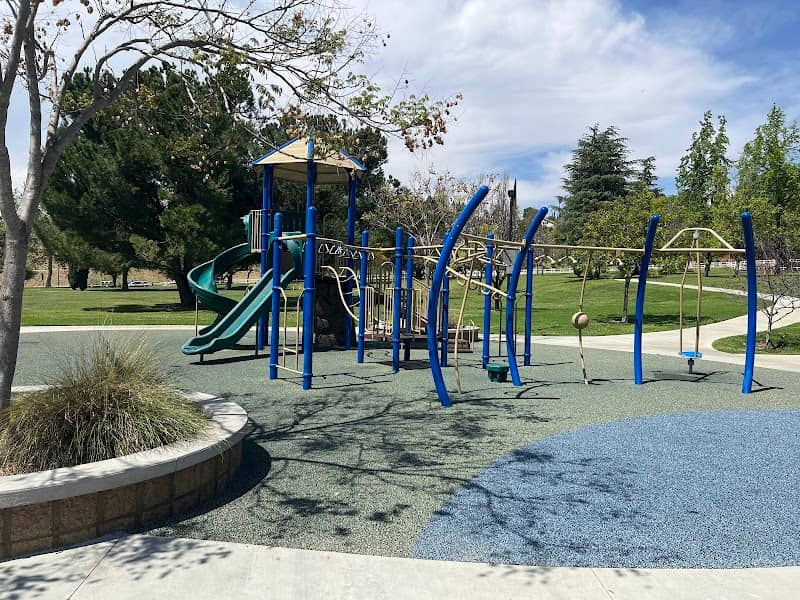 Via Verde Park - Image 5