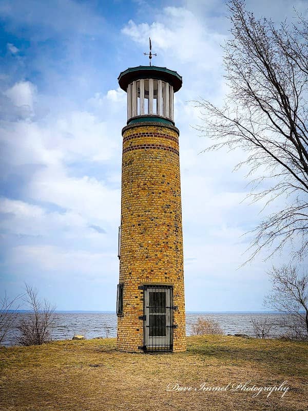 Asylum Point Lighthouse - Image 1