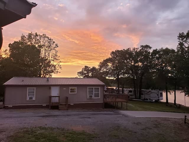 King Creek Resort & Marina - Image 1