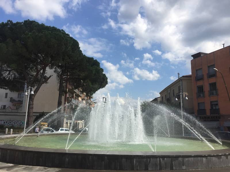 Vittoria Colonna Square - Image 1