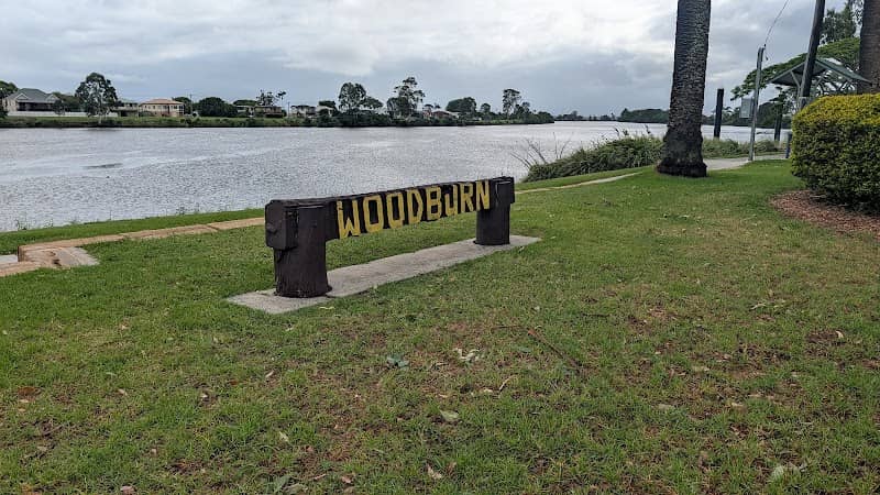 洸 woodburn - Image 1