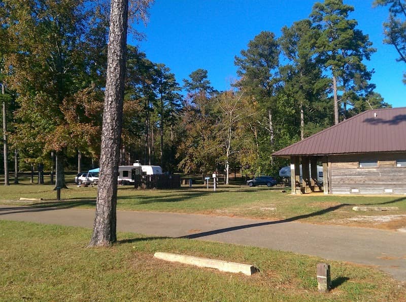 Davis Lake Campground - Image 1