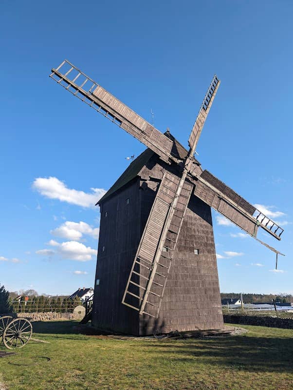 Wiatrak "Koźlak" Sarnowa - Image 1