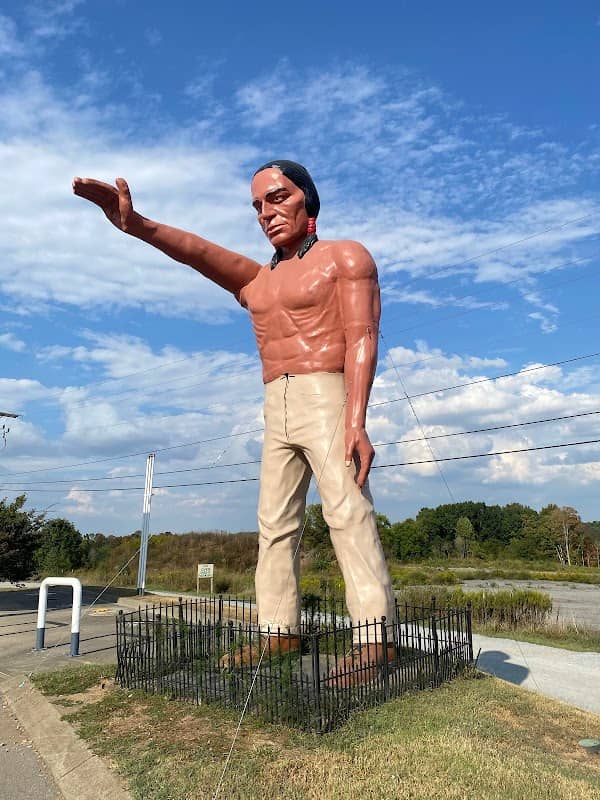Giant Indian Statue - Image 1