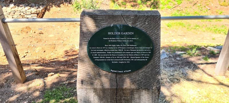 Holder Garden - Image 1