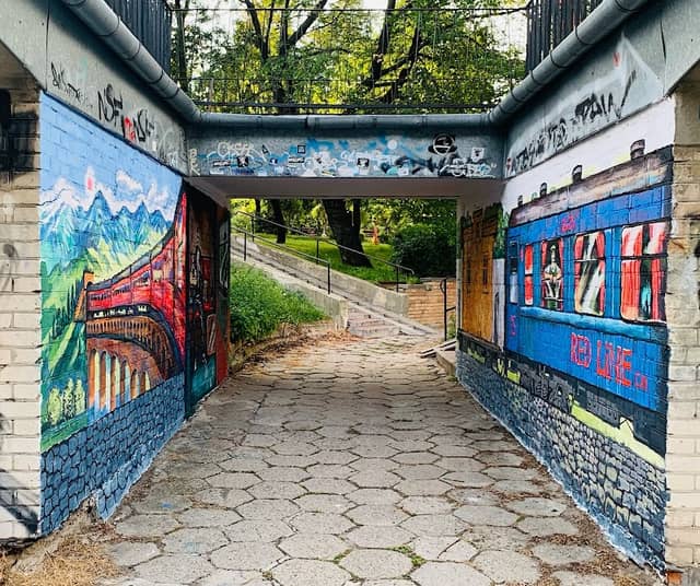 Mural z pociągiem - Image 2