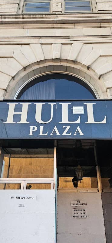 Hull Plaza Clock - Image 1