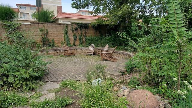 Lions Park - Image 1