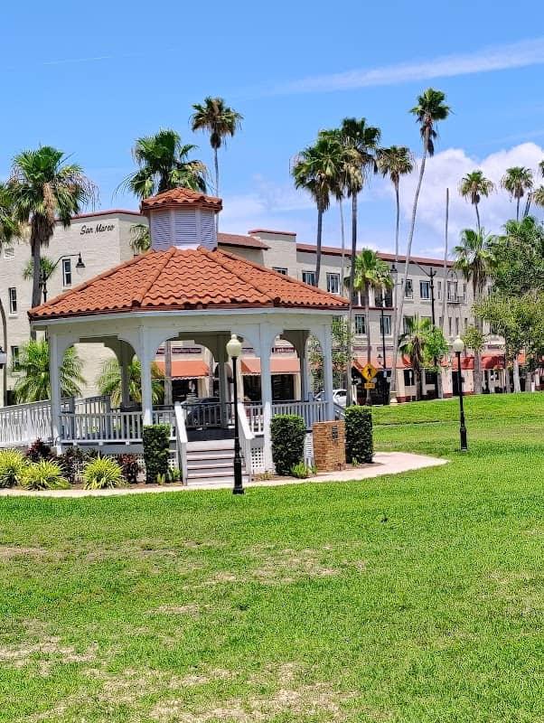 Centennial Park - Image 1