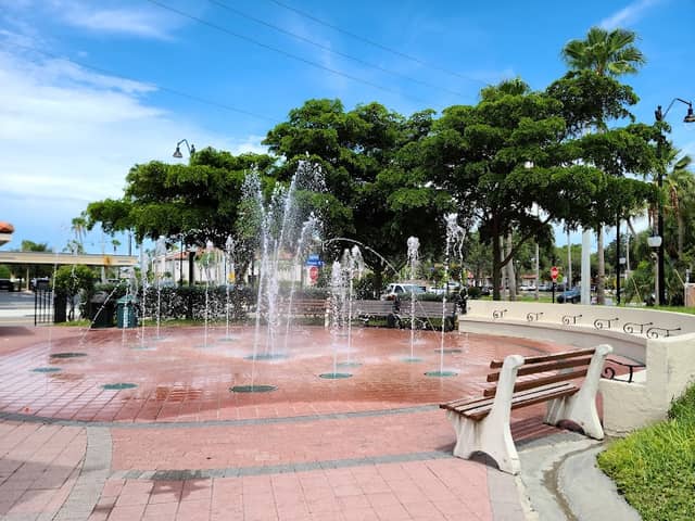 Centennial Park - Image 2