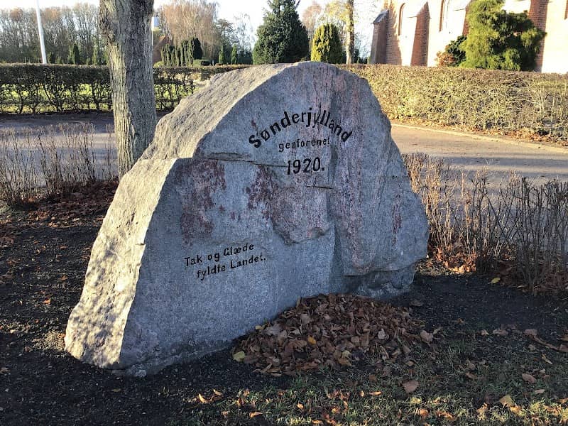 Genforeningssten i Vejlby - Image 1