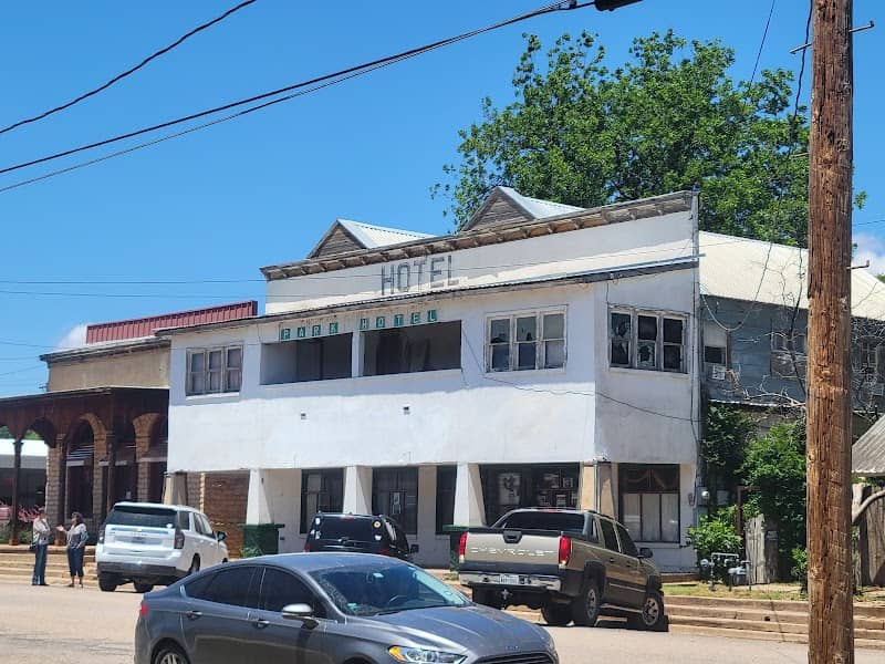 The Olde Park Hotel - Image 1