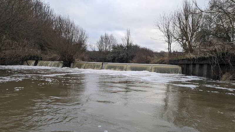 Lording's Lock & Orfold Aqueduct - Image 1