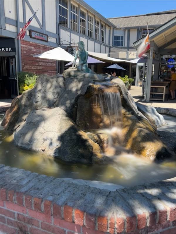 "The Little Mermaid" Fountain - Image 2