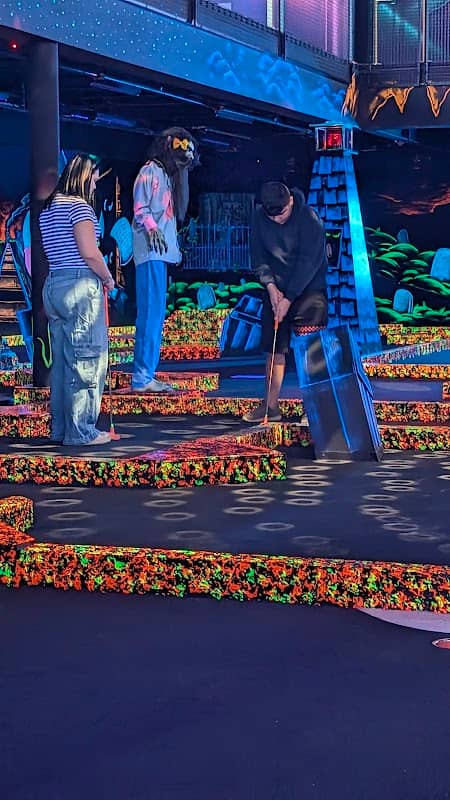 Monster Mini Golf Hammond - Image 1