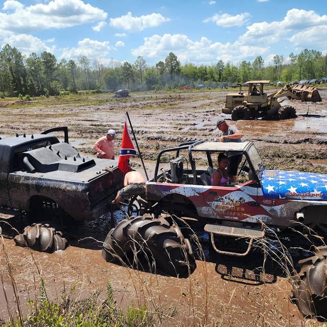 Soggy Bottom Mud Park - Image 2