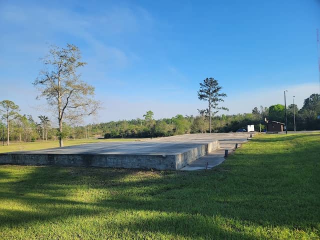Jennings Park - Image 2