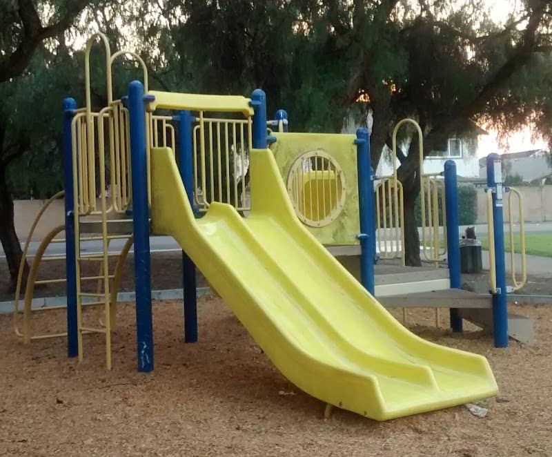 Mirabeau Park - Image 1
