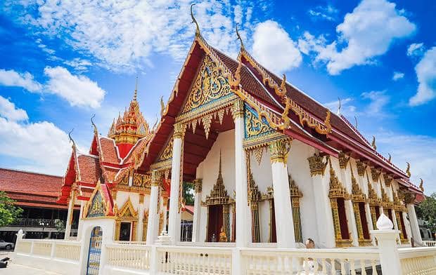 Wat Yai Sawang Arom - Image 1