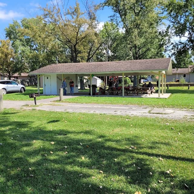 Melching Park Pavilion - Image 1