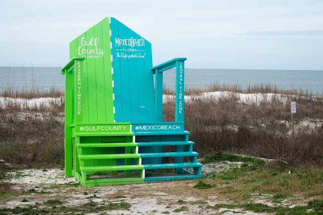 Time Zone Chair - Image 1