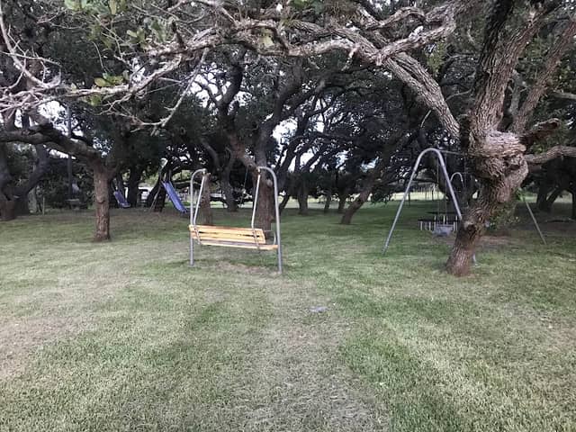 Oak Terrace Park - Image 1