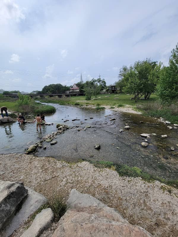 Sirena Park - Image 1