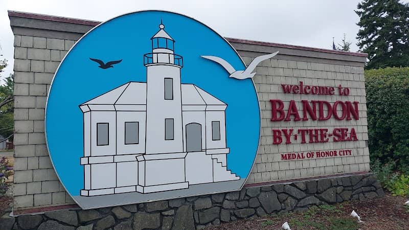 Welcome to Bandon Sign - Image 1