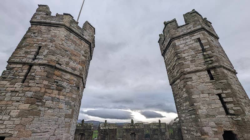 Caernarfon Town Walls - Image 3