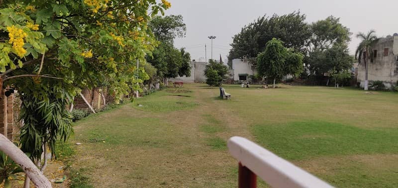 Shri Naina Devi Temple Park - Image 1