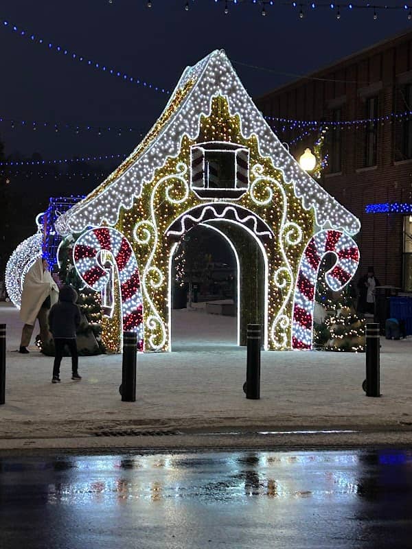 Wintertime in Stillwater Lights - Image 2