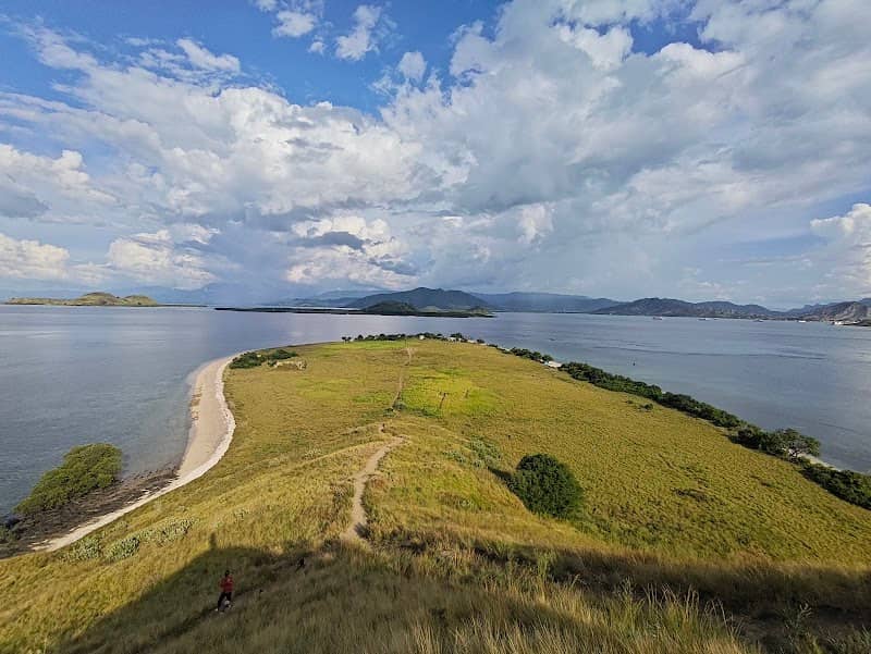Kenawa Hill - Image 1
