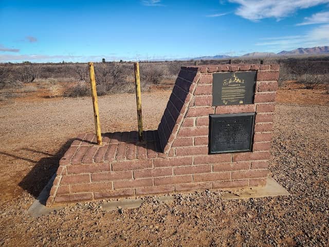 Lehner Mammoth Kill Site - Image 1